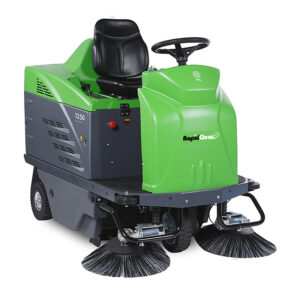 IPC 1250 Ride On Sweeper